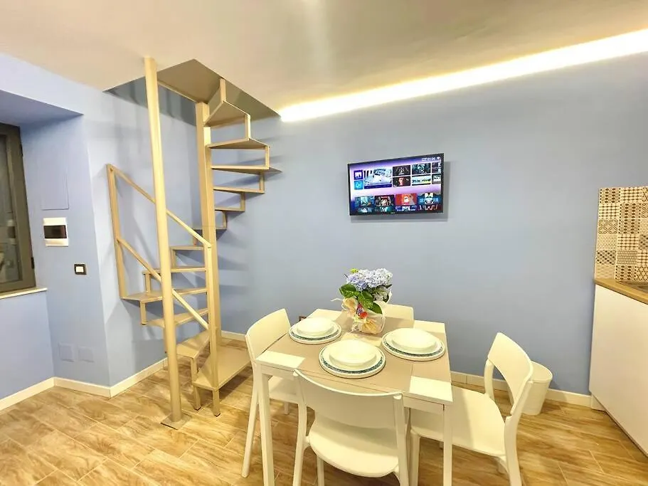 Isabel Suite Naples Apartment