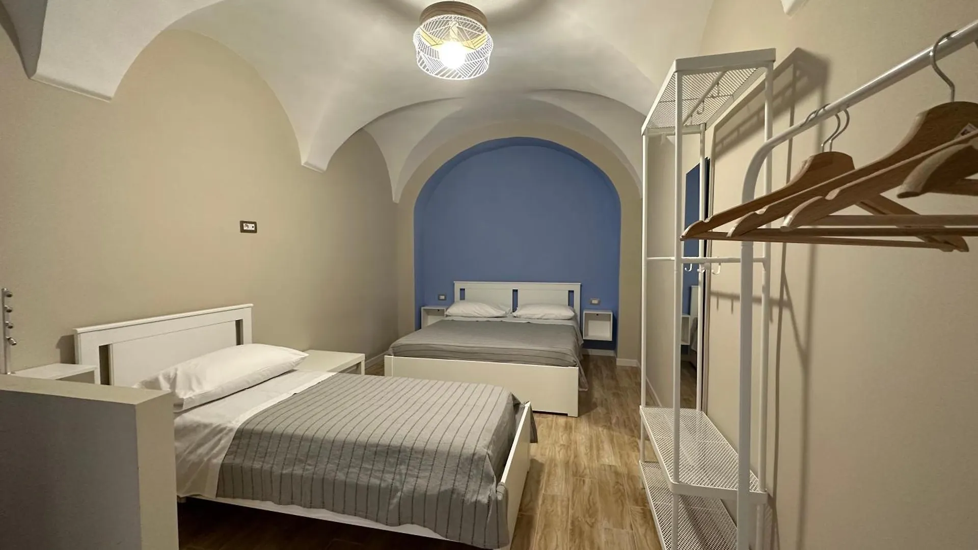Isabel Suite Naples