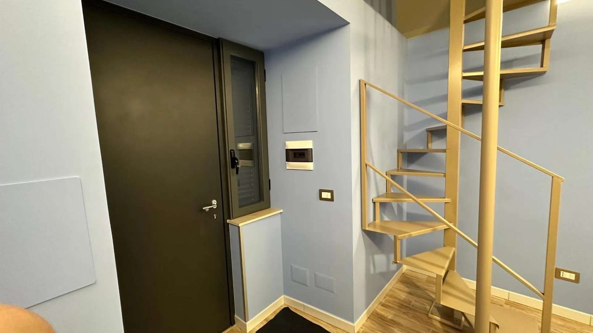 Isabel Suite Naples Apartment