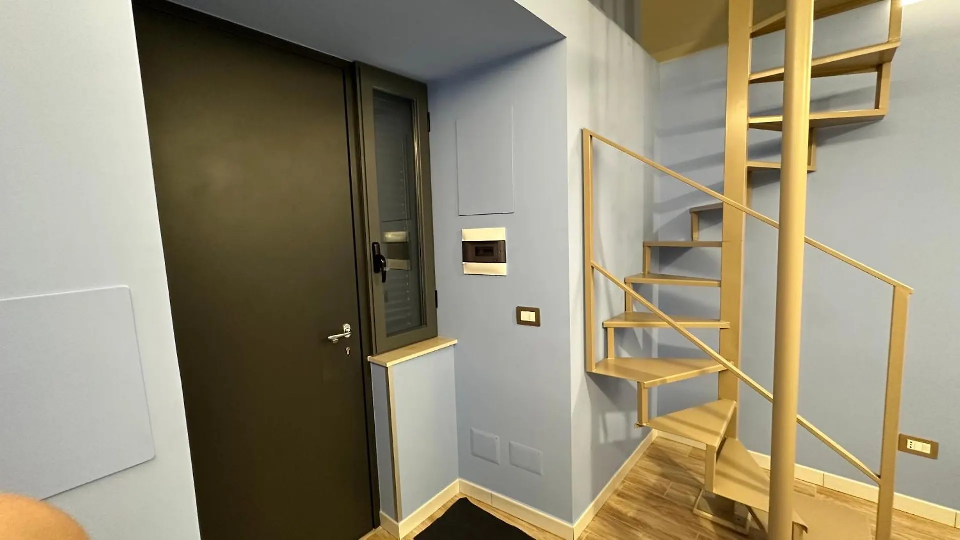 Isabel Suite Naples 0*,