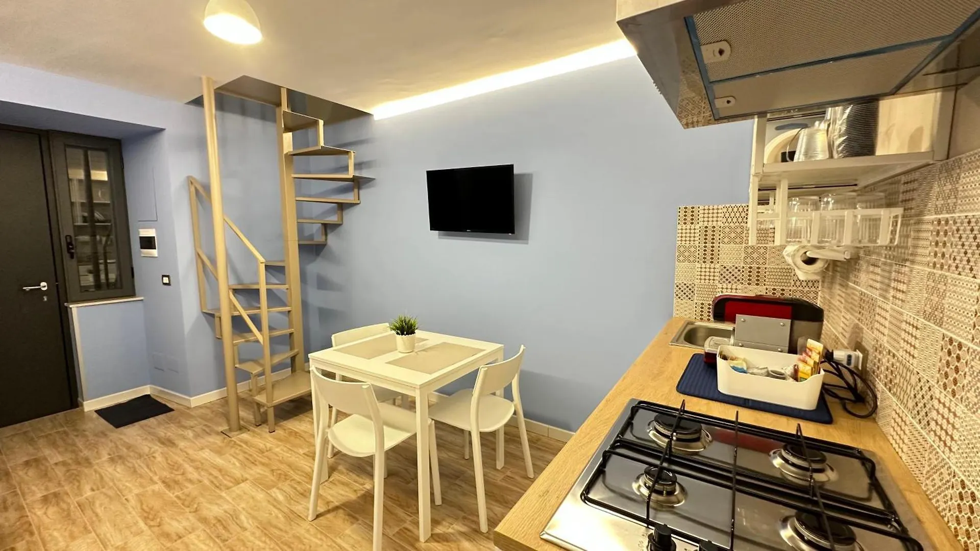 Isabel Suite Naples Apartment